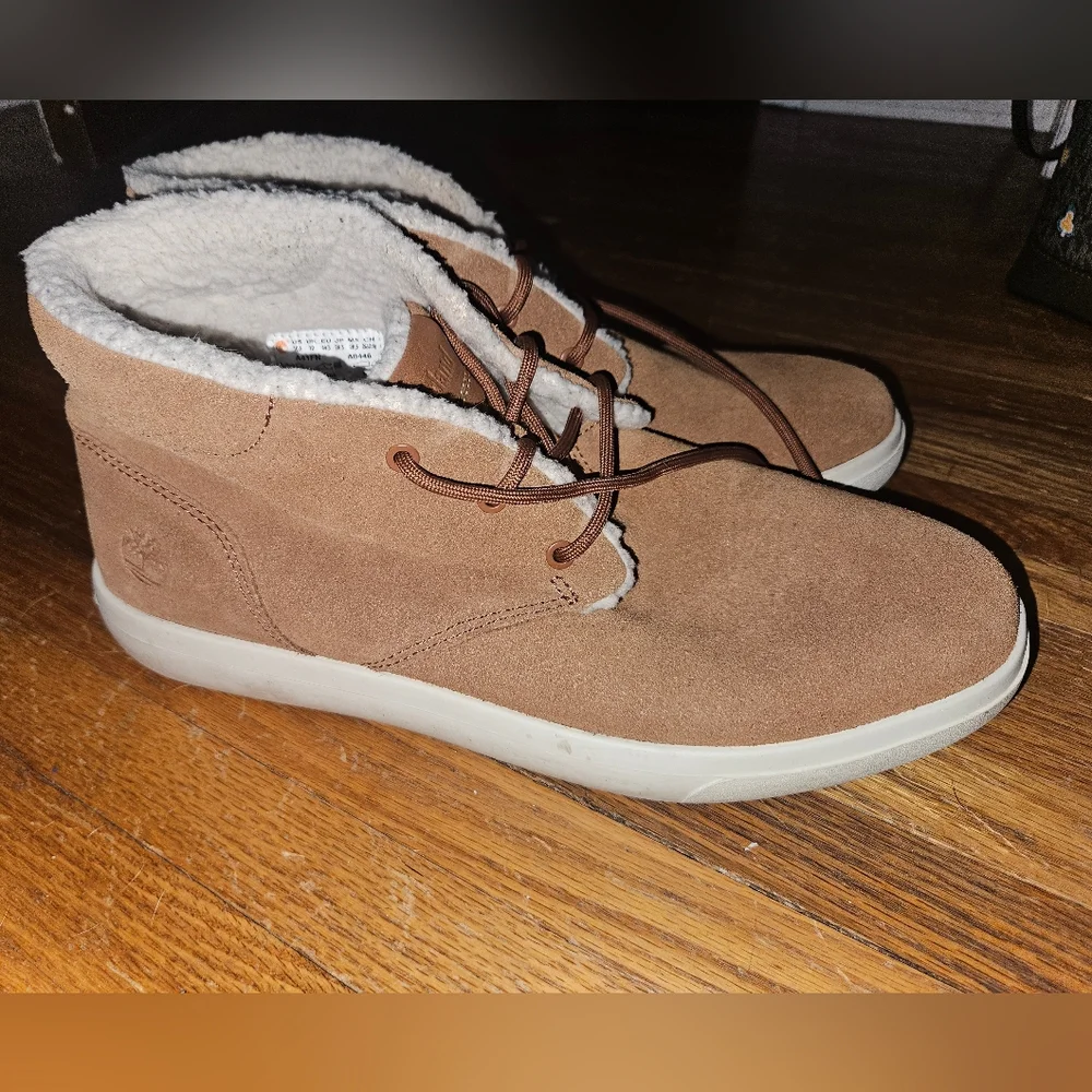 Timberland Men's Brown Suede Boots Size 10.5